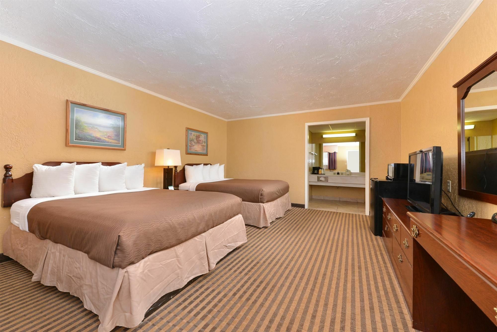 Executive Plus Inn And Suites Elk City Eksteriør billede